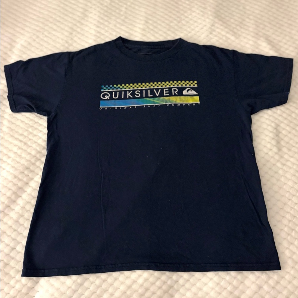 Quiksilver Dark Blue Graphic Tee vintage